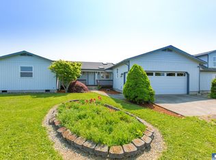 613 Roberson Rd, Sequim, WA 98382