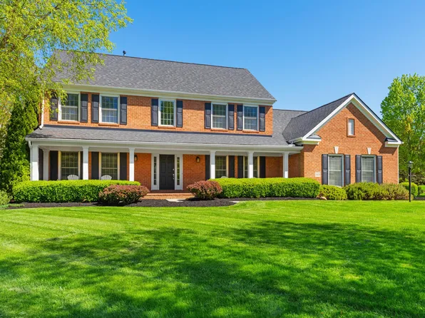 5375 Willow Bend Ct, Westerville, OH 43082