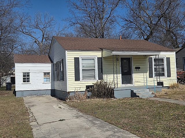 1st image of 7428 Llano Ave
