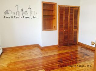 6 Sheafe St APT 4, Boston, MA 02113