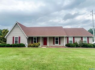 1120 Fulton St, Albertville, AL 35950