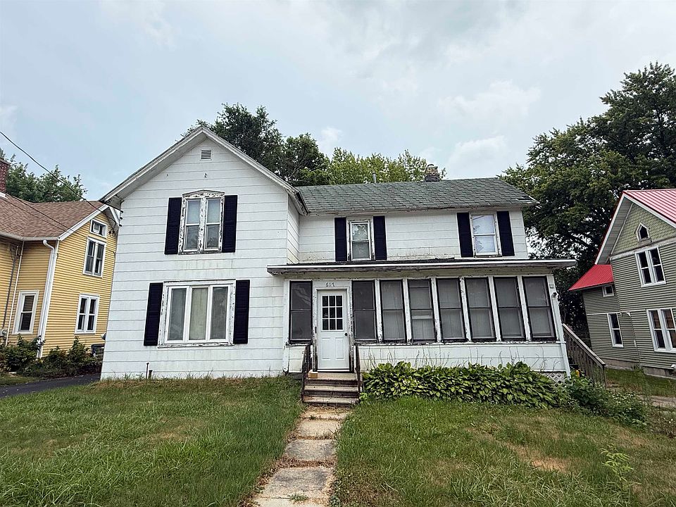 1st image of 617 S Spring St