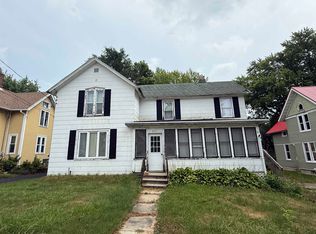 617 S Spring St, Beaver Dam, WI 53916