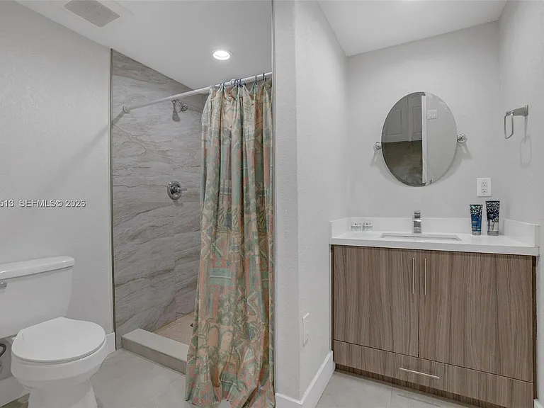 862 W 79th St #0 — Photo 21