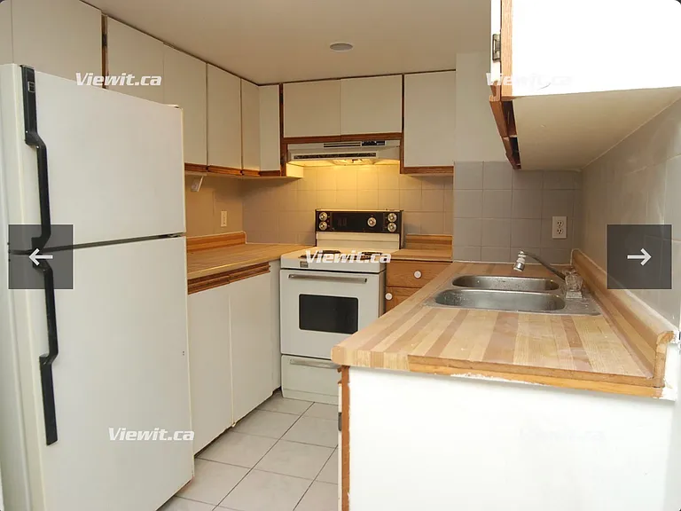 2422 Danforth Ave #5 — Photo 3