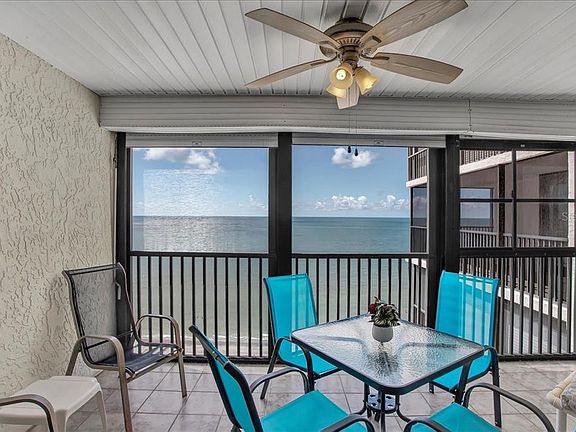 3rd image of 15462 GULF BOULEVARD #903