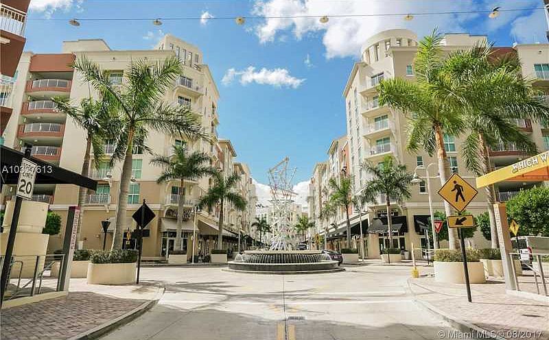 Downtown Dadeland Courtyard Level 2/2 for Sale
