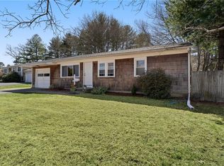 379 Arnold Rd, Coventry, RI 02816