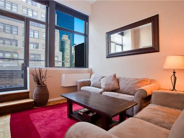 310 East 46th Street image 1 of 7