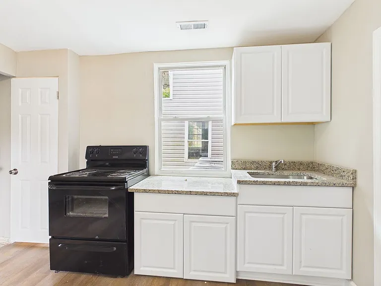 529 Harrison St #B — Photo 26