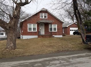 1 Derrick Ave, Troy, NY 12180