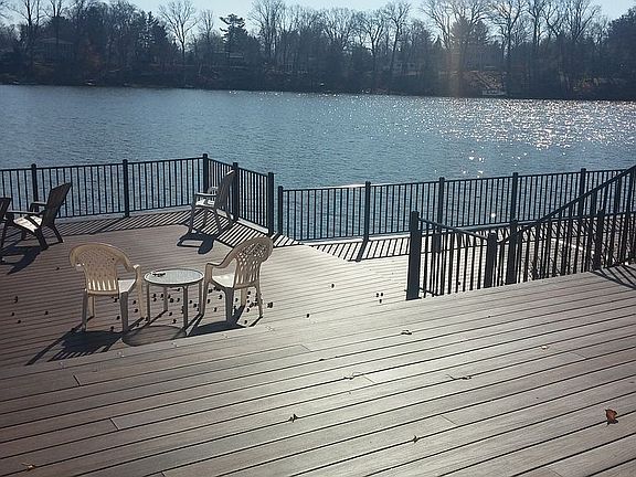 Boathouse Deck
