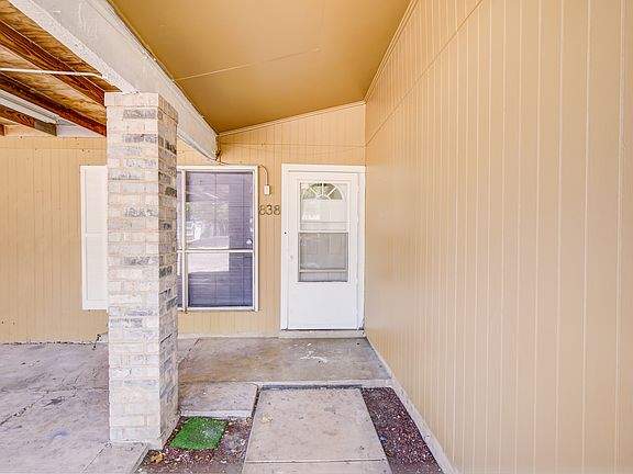3rd image of 838 Green Park St