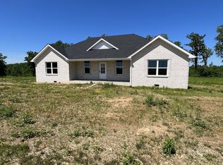 299 David Ln, Lafayette, TN 37083