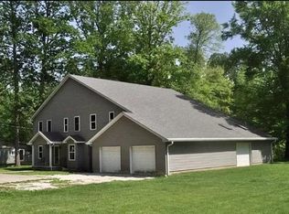 113 River Park Dr, Ona, WV 25545