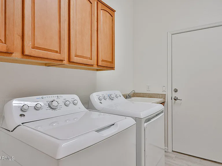 30870 N 125th Dr — Photo 24