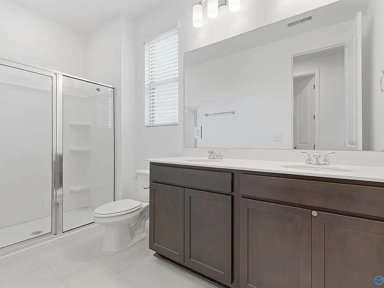 104 Cavern Ct — Photo 6