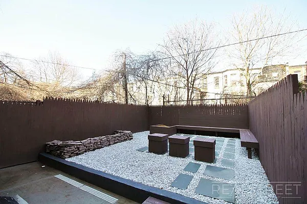 Rented by Real Street Inc | media 17