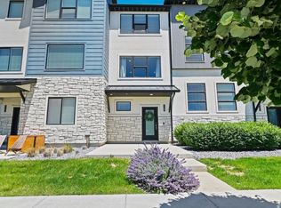 768 W Harvest Glen Rd, American Fork, UT 84003