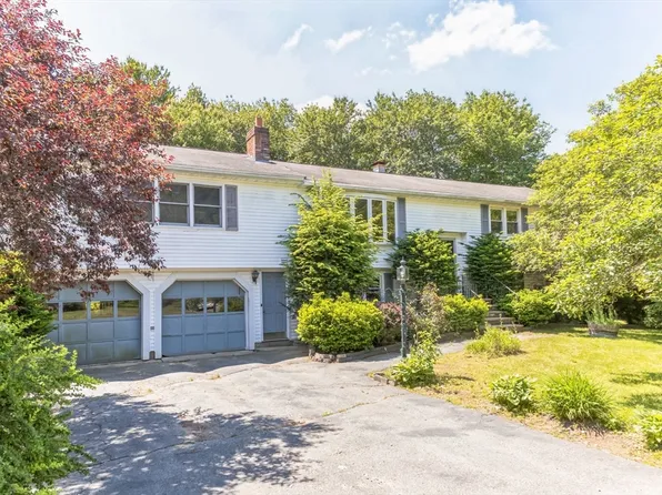 9 Bear Hill Rd, Billerica, MA 01821