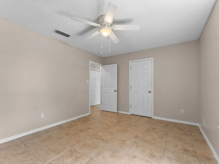 20952 Liberty Ln — Photo 18
