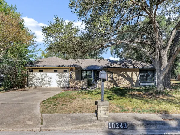 10243 Grand Meadow, San Antonio, TX 78239