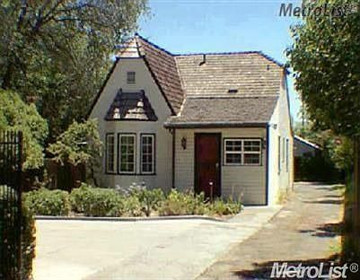 4th image of 3640 Auburn Blvd