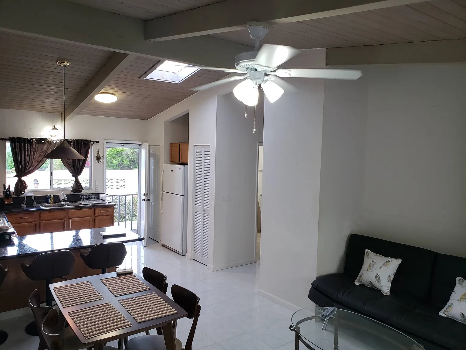 5110 Kilauea Ave — Photo 3
