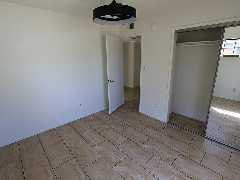 4209 Ryder Ln — Photo 10