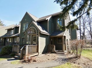 5105 Summit Dr, Hidden Valley, PA 15502