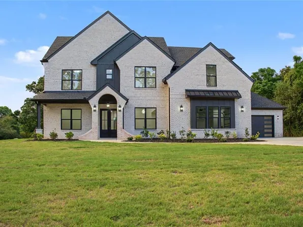 931 Stewart Rd, Monroe, GA 30655