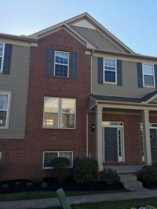 247 Woodhaven Dr, Akron, OH, 44321