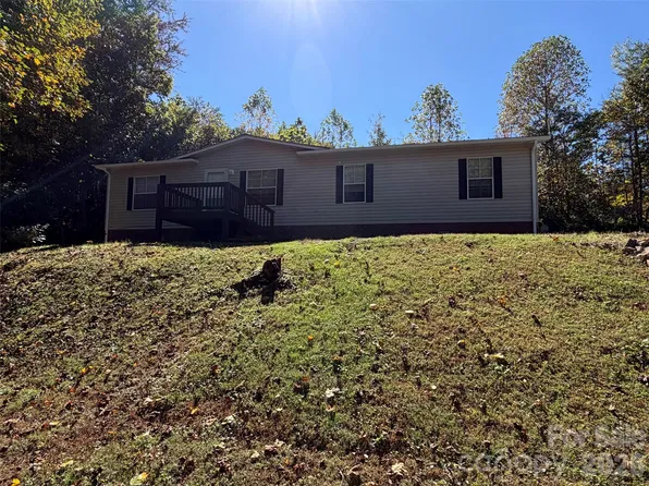 449 Randall Rd, Marion, NC 28752