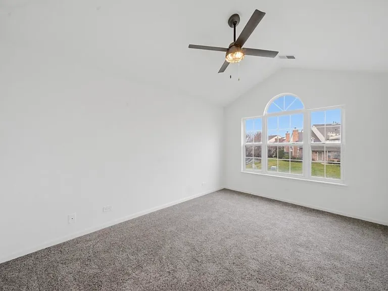 3027 Anton Dr — Photo 5