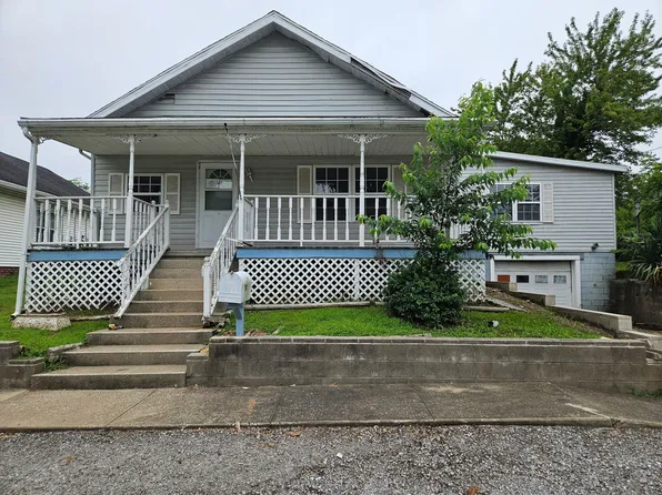 1415 S Washington St, Harrisburg, IL 62946