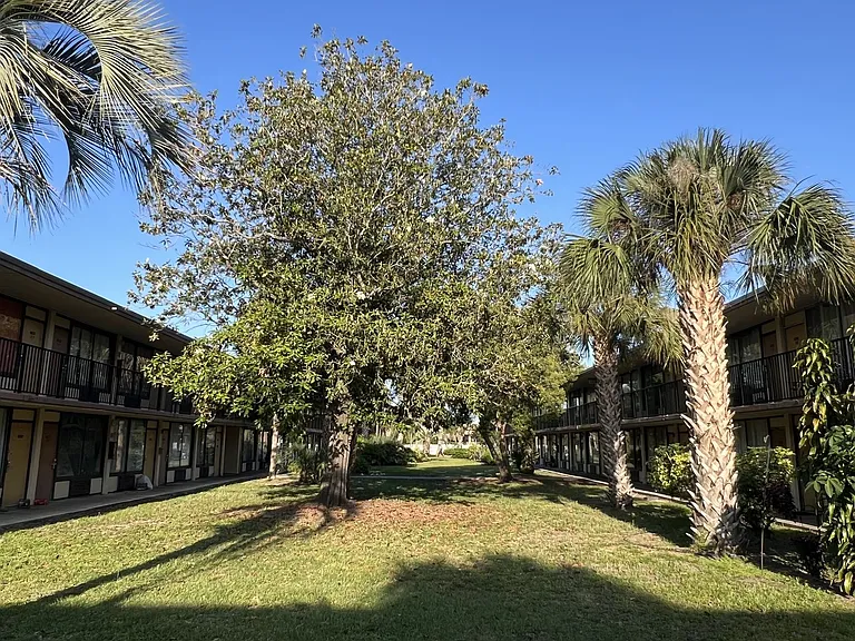 7900 S Orange Blossom Trl #2120 — Photo 3