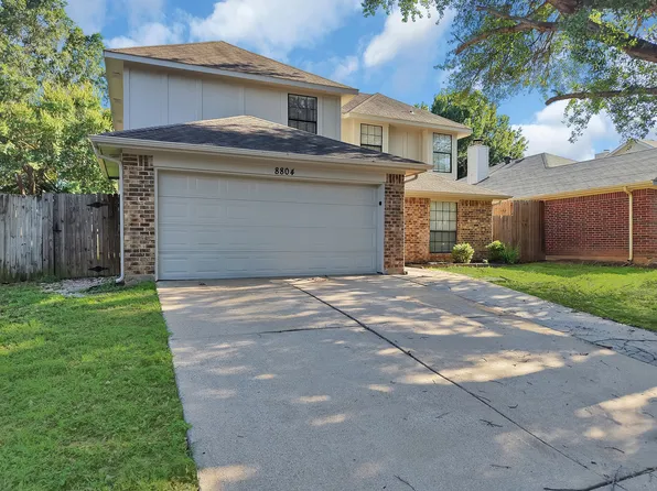 8804 Brushy Creek Trl, Fort Worth, TX 76118