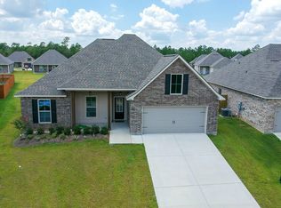 833 Reunion Place Cir, Biloxi, MS 39532