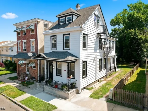 225 Stacy St, Burlington City, NJ 08016