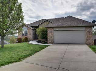 3303 N 30th St, Ozark, MO 65721