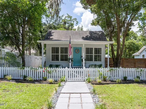 1002 Wilmington St, Beaufort, SC 29902