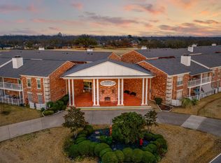 8511 Westover Ct APT 220, Granbury, TX 76049