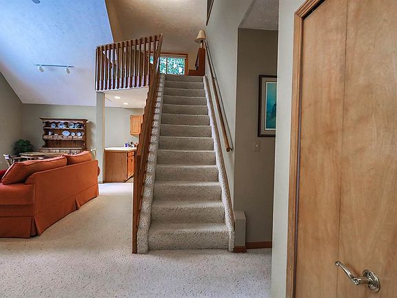 5th image of 14830 Inwood Cir