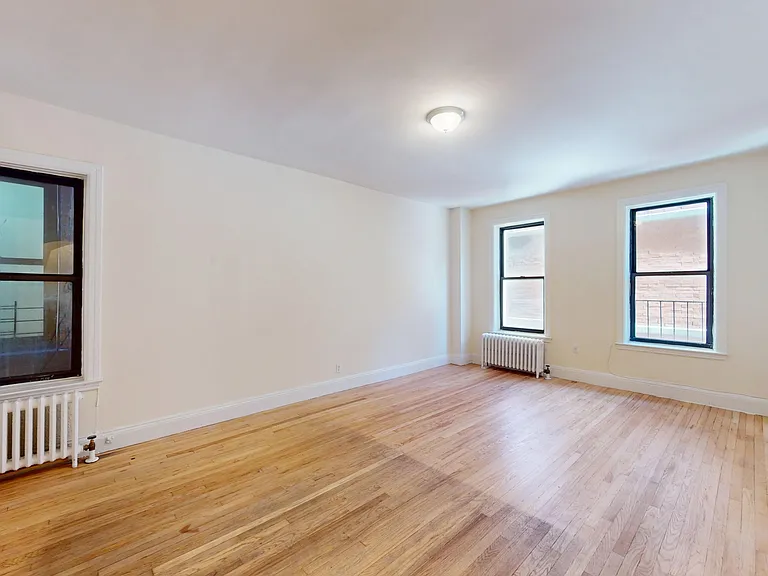 153 E 96th St #2E — Photo 5