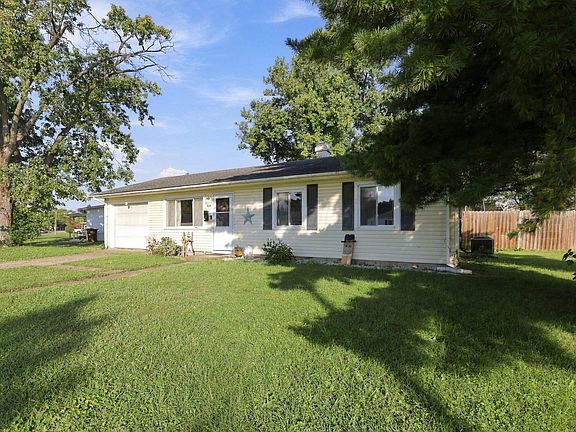 2nd image of 420 Avon Dr