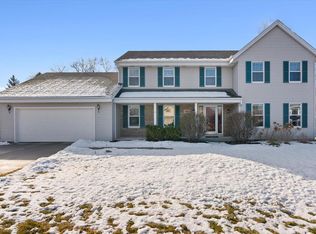 2085 Blackfoot Ave, Grafton, WI 53024