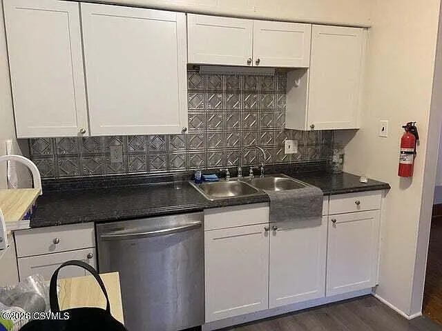2 bed, 1200 sqft, $1,350 — Photo 3