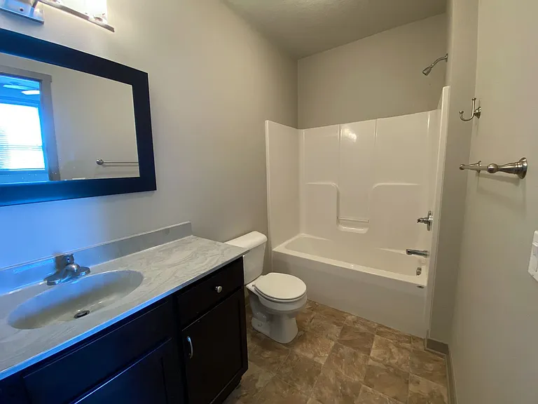 4132 Lincoln Swing — Photo 4