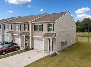 147 Village Green Dr NW, Adairsville, GA 30103