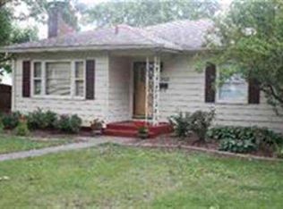 2529 Bridge Ave, Davenport, IA